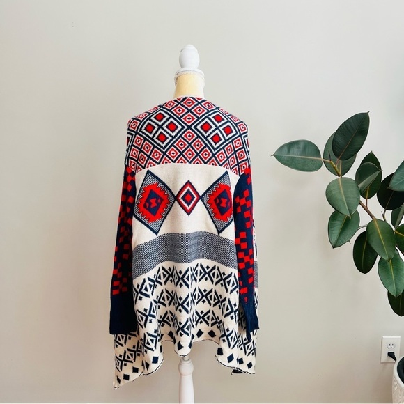 Double Zero Aztec Cardigan - Picture 6 of 7